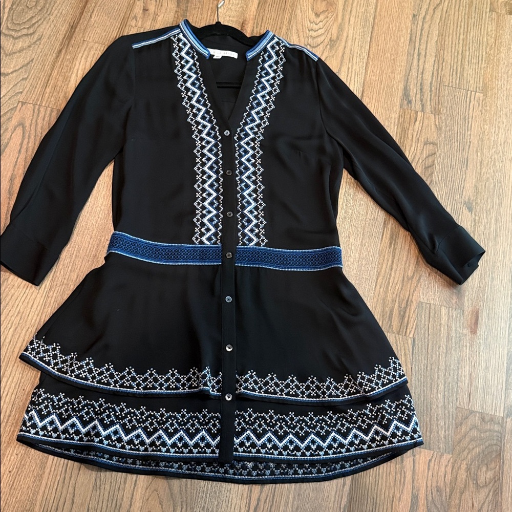 Veronica beard casual one of a kind dress. Size 8.